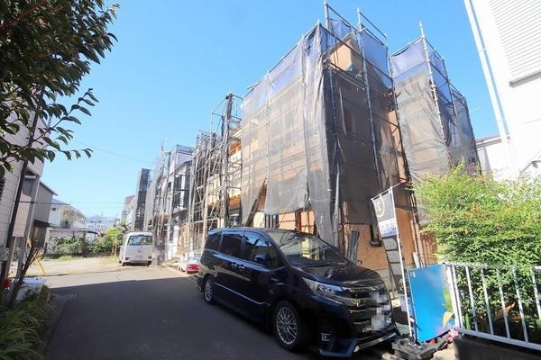 相模原市南区東林間6丁目　新築分譲住宅　B号棟