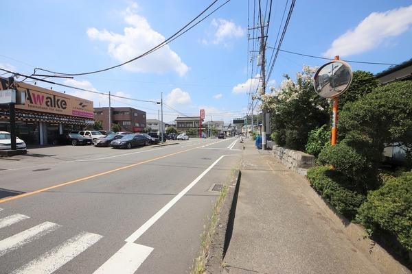 相模原市南区当麻の土地(前面道路含む現地写真)