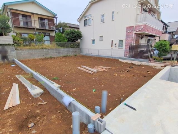 横浜市青葉区あざみ野3丁目　新築分譲住宅　2号棟