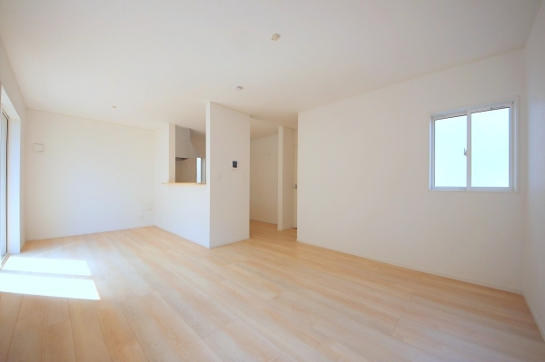 座間市立野台1丁目　新築戸建