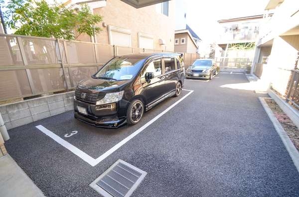 アーバンキャッスル南林間(駐車場)