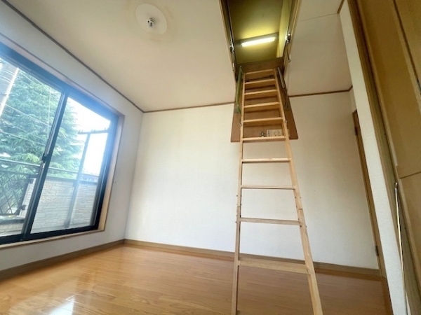 町田市旭町３丁目の中古一戸建て