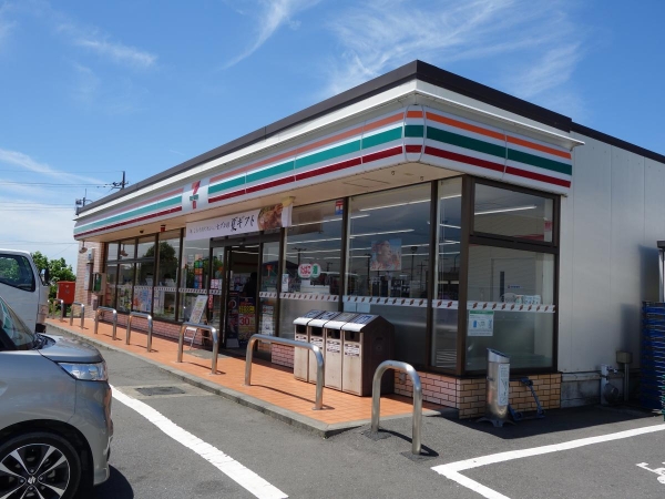 ユニハイム本厚木(セブンイレブン厚木山際南店)