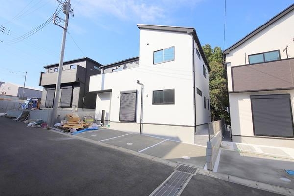 綾瀬市寺尾本町1丁目2期　新築分譲住宅　4号棟