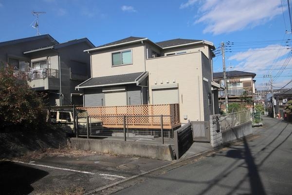 町田市成瀬が丘３丁目の中古一戸建て