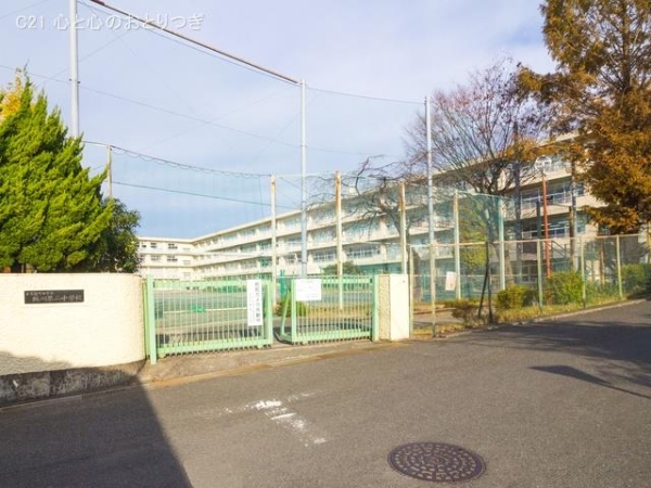 町田市三輪緑山2丁目1期　新築分譲住宅(町田市立鶴川第二中学校)