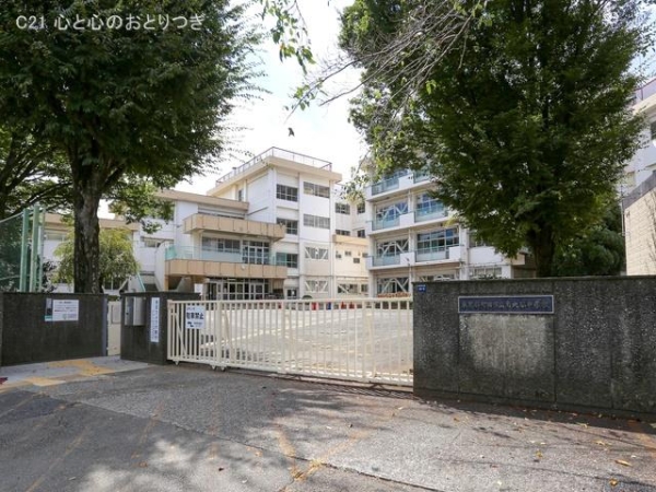 町田市高ヶ坂4丁目7期　新築分譲住宅　1号棟(町田市立南大谷中学校)