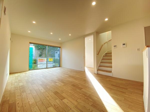 横浜市泉区和泉町　新築戸建　全2棟　2号棟