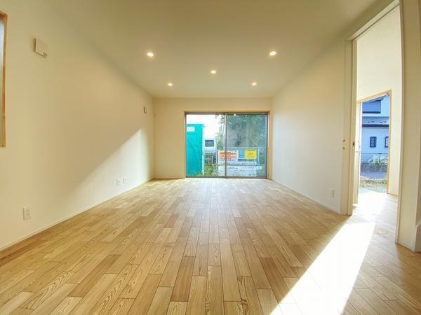 横浜市泉区和泉町　新築戸建　全2棟　2号棟