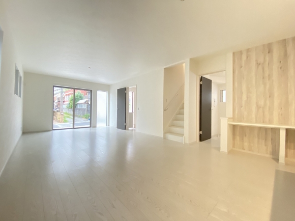 藤沢市高倉　新築戸建　全３棟　３号棟