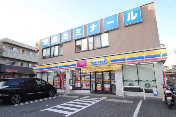 横浜市泉区中田北３丁目の土地(ミニストップ泉中田東店)