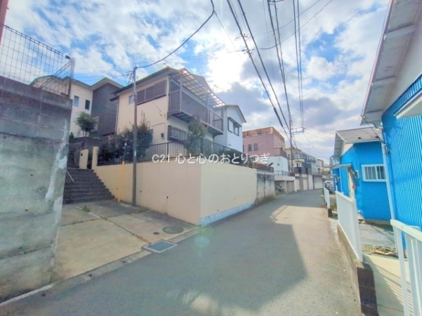 座間市南栗原6丁目　建築条件なし売地