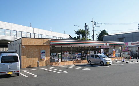 ライオンズマンション大和(セブンイレブン大和深見西6丁目店)