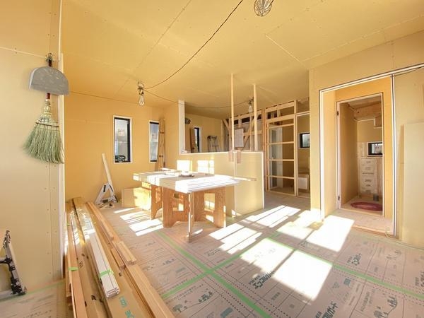 横浜市戸塚区平戸町　新築戸建　全２棟　A号棟