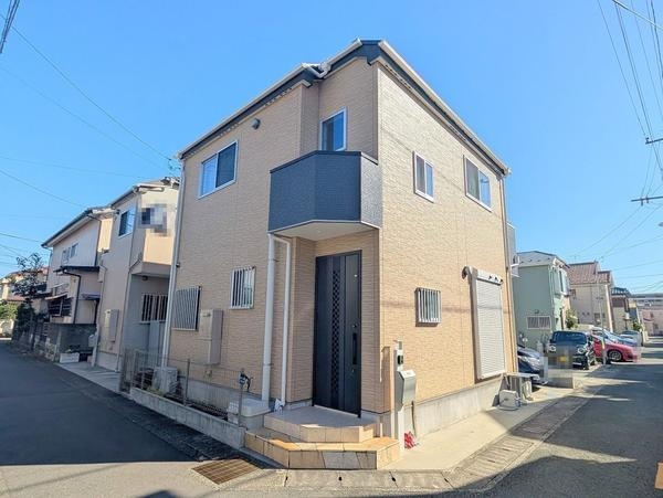 大和市上草柳８丁目の中古一戸建て