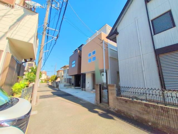 座間市ひばりが丘1丁目　新築分譲住宅　2号棟