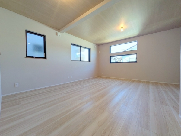 座間市ひばりが丘1丁目　新築分譲住宅　1号棟