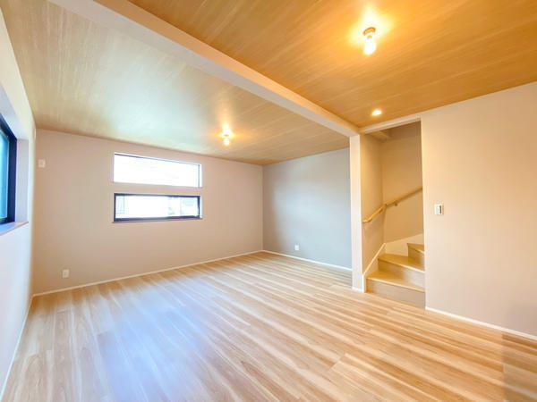 座間市ひばりが丘1丁目　新築分譲住宅　1号棟