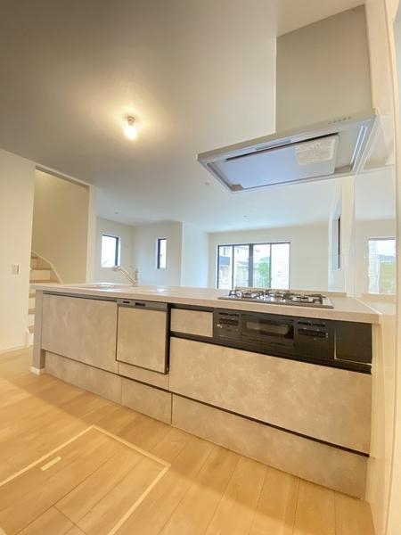 藤沢市高倉　新築戸建　全2棟　1号棟