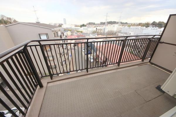 エステ・スクエア成瀬弐番館