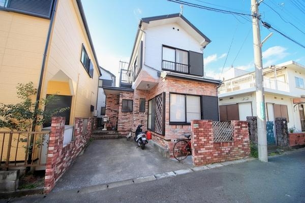 座間市ひばりが丘３丁目　戸建
