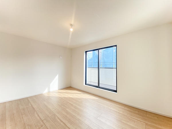 海老名市下今泉4丁目2期　新築分譲住宅　2号棟