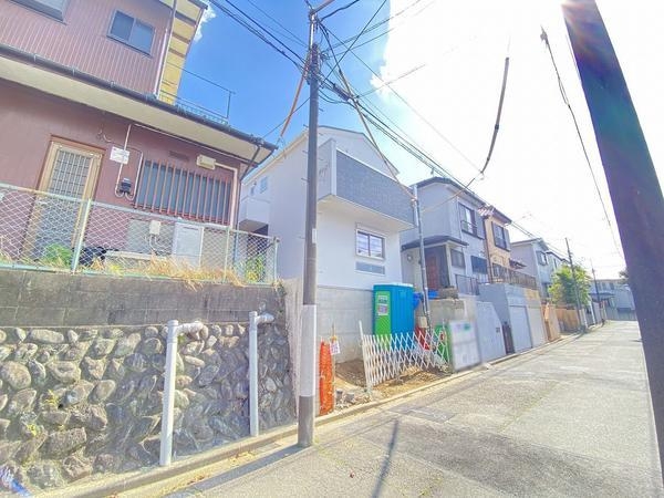 横浜市戸塚区矢部町　新築戸建