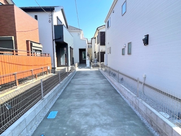 大和市西鶴間2丁目　新築戸建　全2棟　1号棟