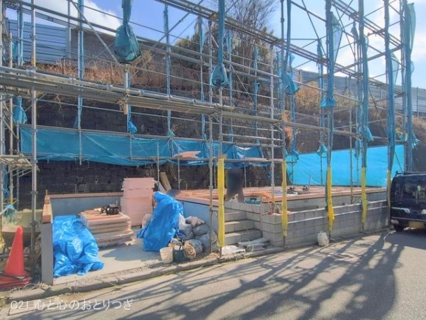 横浜市青葉区新石川3丁目　新築分譲住宅　2号棟