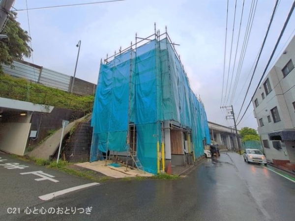 横浜市青葉区新石川3丁目　新築分譲住宅　2号棟