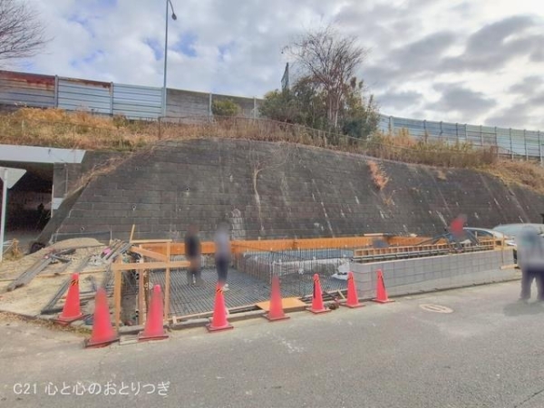 横浜市青葉区新石川3丁目　新築分譲住宅　2号棟