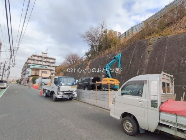 横浜市青葉区新石川3丁目　新築分譲住宅　1号棟