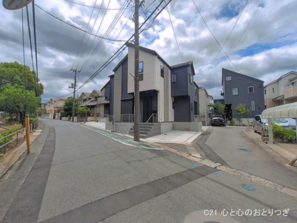 座間市立野台3丁目2期　新築分譲住宅　2号棟