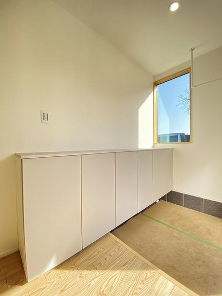 横浜市泉区和泉町　新築戸建　全2棟　2号棟