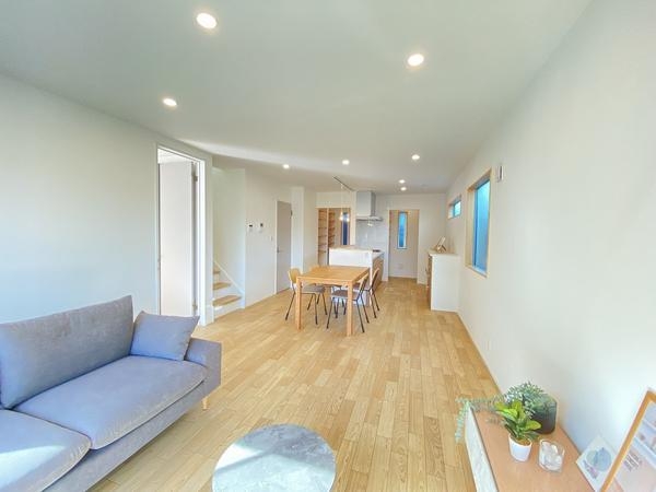 横浜市泉区和泉町　新築戸建　全2棟　2号棟