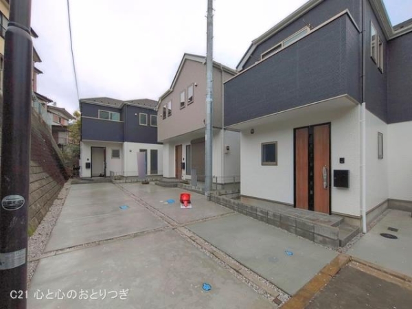 大和市福田8丁目12期　新築分譲住宅　2号棟
