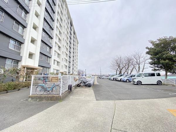 県ドリームハイツ17号棟