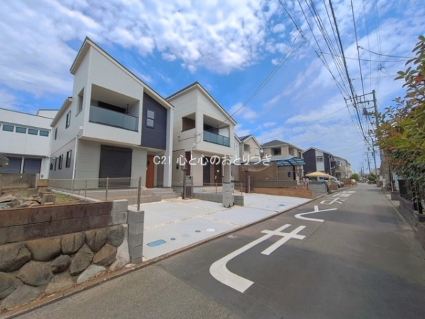 相模原市中央区陽光台5丁目　新築分譲住宅　2号棟
