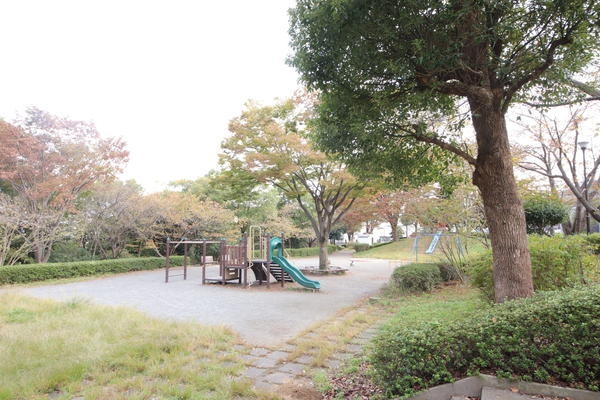 ステージ山手台ウエスト一番館(西が岡公園)