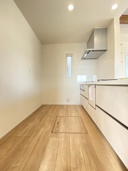 横浜市瀬谷区北新　新築戸建　全8棟　2号棟