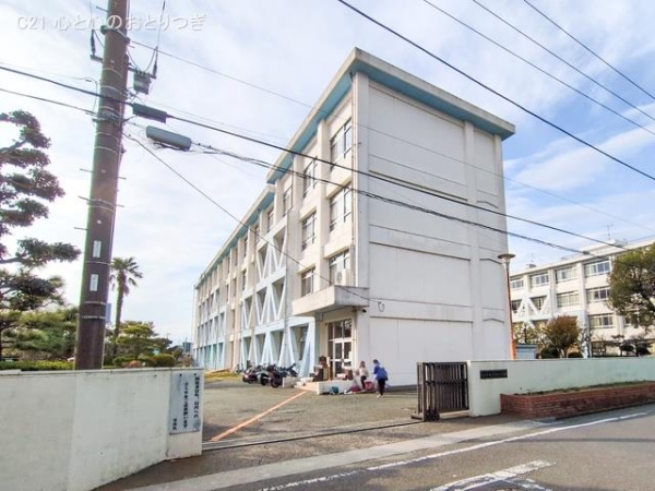 藤沢市高倉の土地(藤沢市立湘南台小学校)