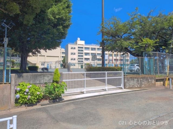 横浜市青葉区荏田町の中古一戸建て(横浜市立荏田小学校)