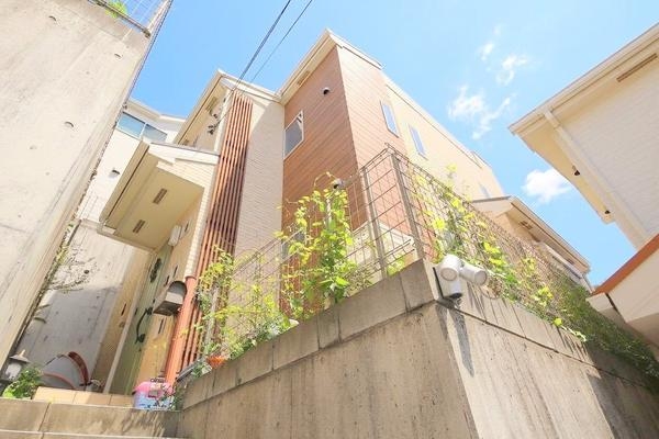 座間市南栗原4丁目　中古戸建
