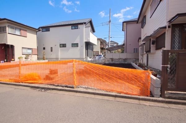 相模原市南区東林間8丁目12期　新築分譲住宅　2号棟