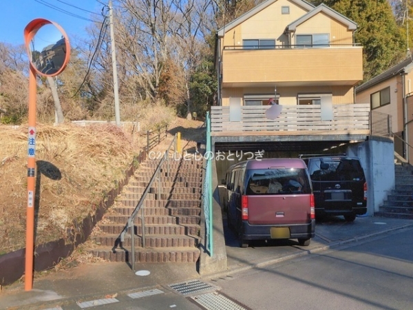 町田市本町田の中古一戸建て