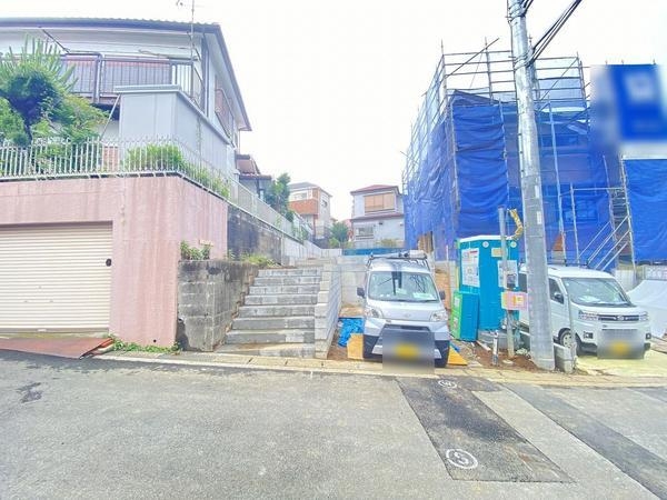 横浜市旭区笹野台4丁目　新築戸建　全2棟　1号棟