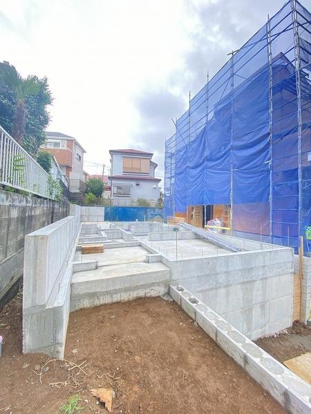 横浜市旭区笹野台4丁目　新築戸建　全2棟　1号棟