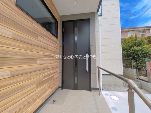 町田市成瀬台2丁目14期　新築分譲住宅　2号棟