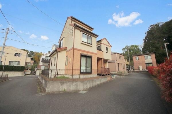 町田市本町田の中古一戸建て