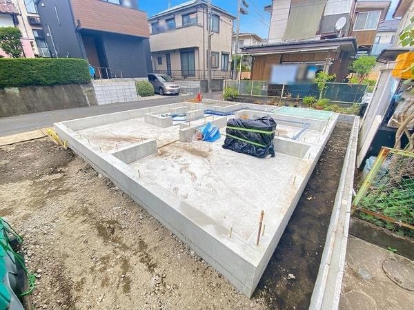 横浜市泉区和泉中央北2丁目　新築戸建